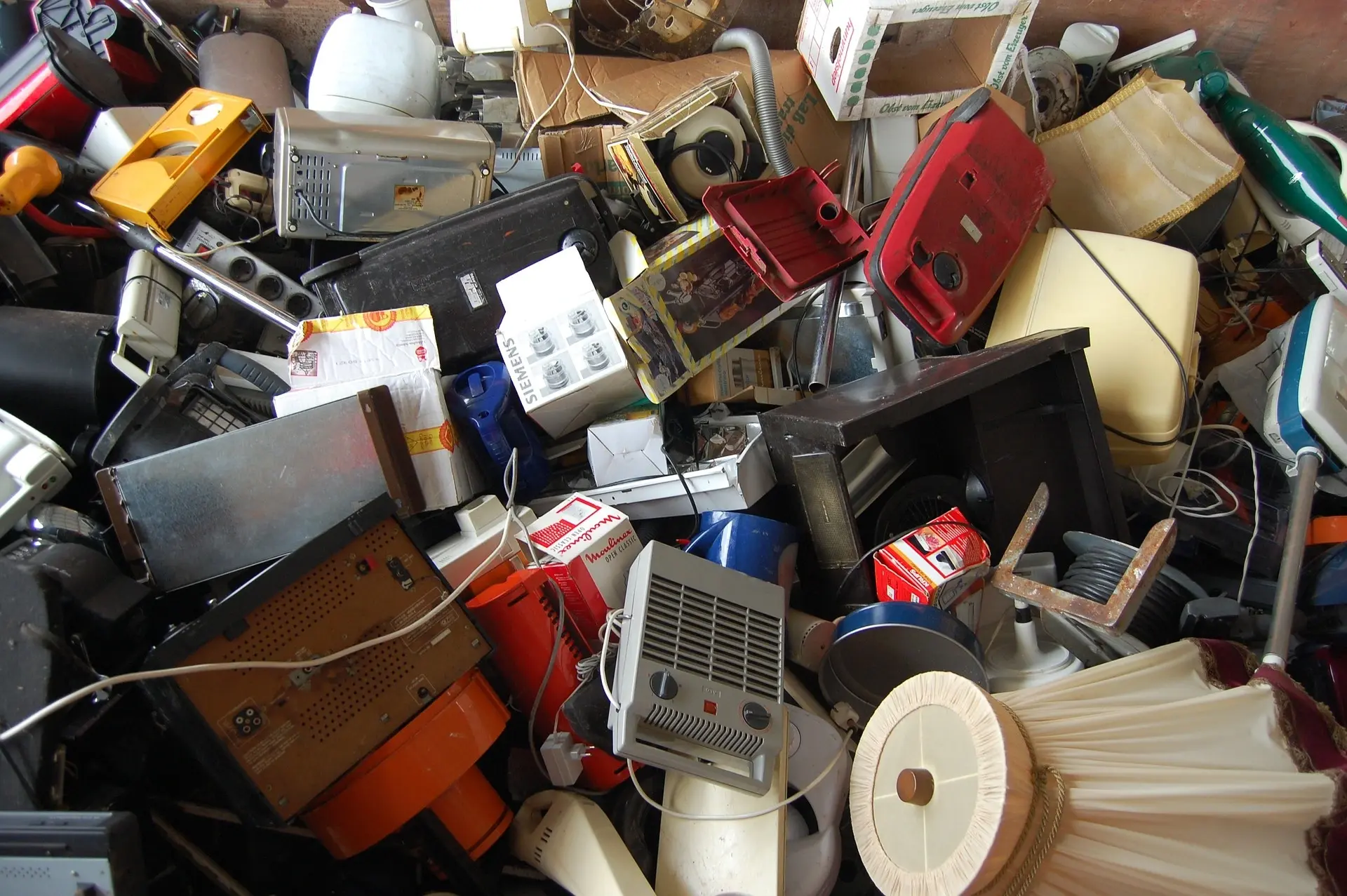 Global Ewaste Causes & Consequences